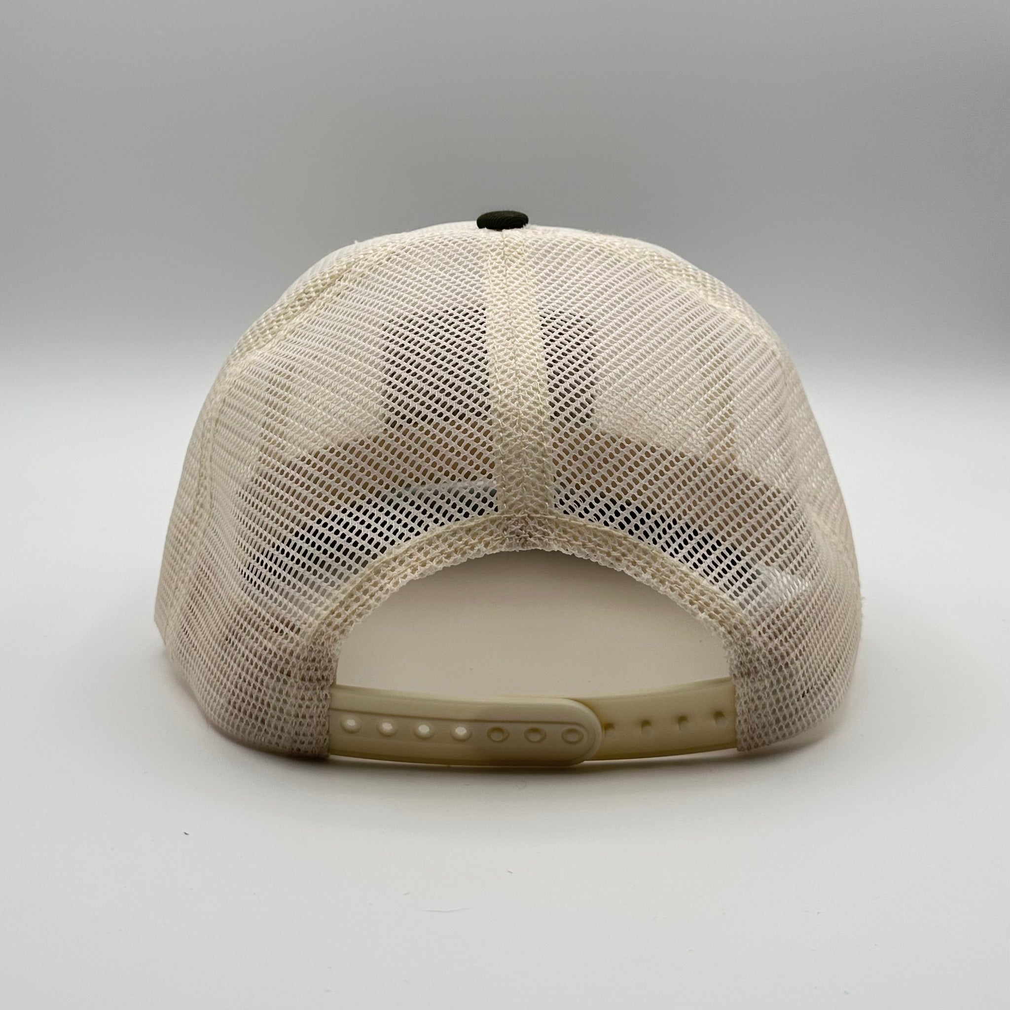 Full mesh top trucker hat